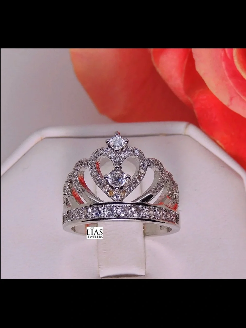 New 18k white gold engagement ring crown